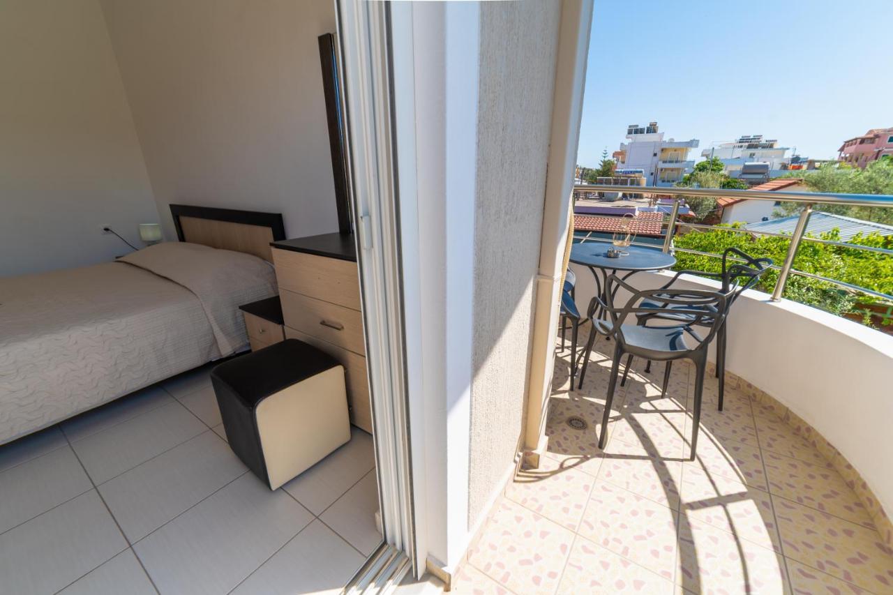 Dajana Apartments Ksamil Exteriör bild